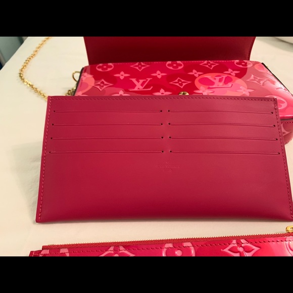 Louis Vuitton Valentines Day Vernis Pouchette Felicie - Picture 7 of 15